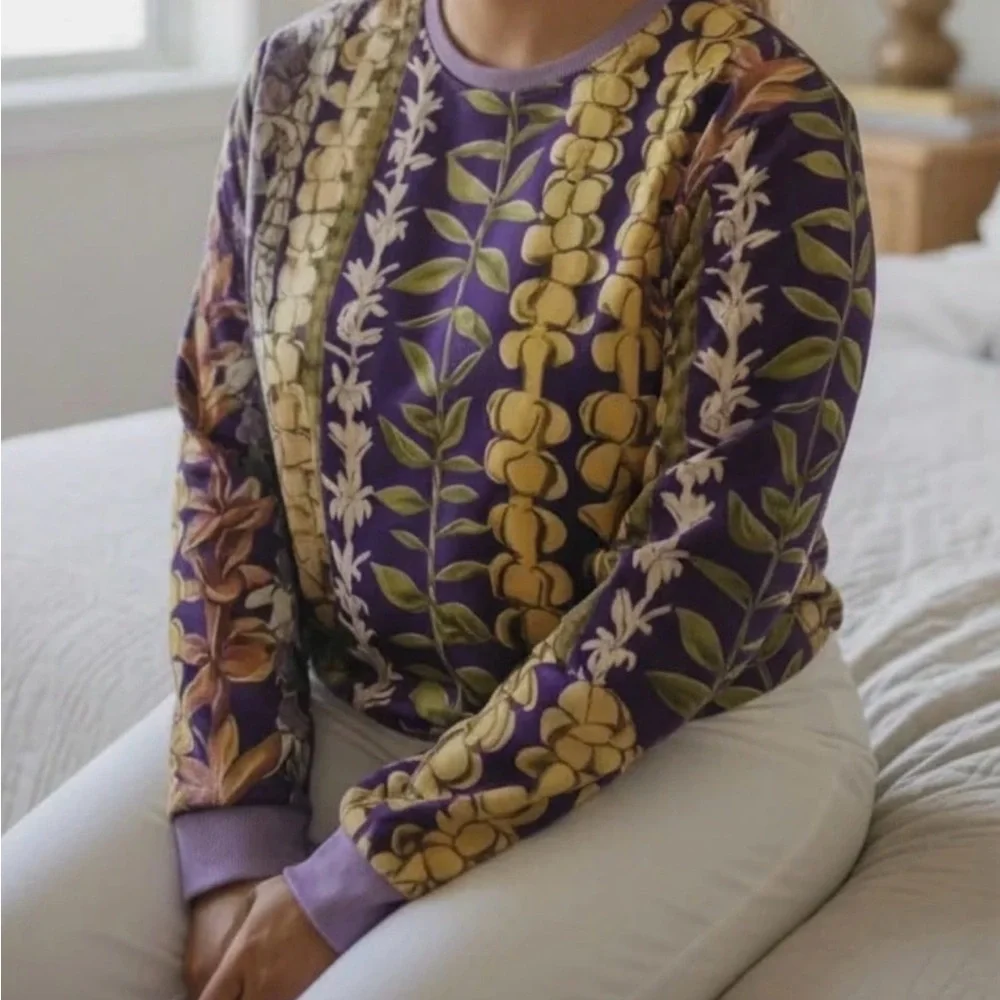 Soul Valid Hawai’i Purple Lei Sweater - Picture 2 of 3